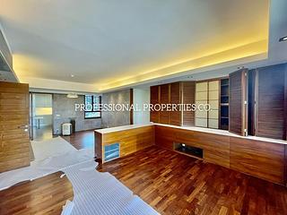 Stubbs Road - Nicholson Tower 14