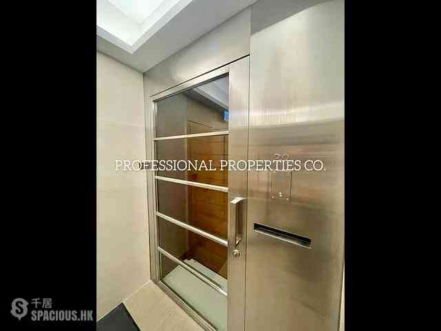 Stubbs Road - Nicholson Tower 28