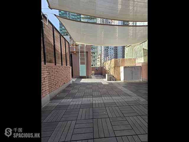 Wan Chai - New Sun House 05
