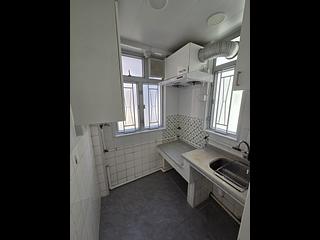 Wan Chai - New Sun House 08