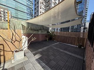 Wan Chai - New Sun House 09