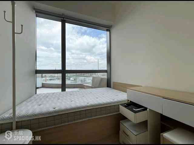 Cheung Sha Wan - Grand Victoria 04