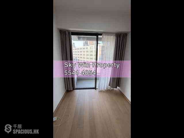 Prince Edward - Cite 33 01