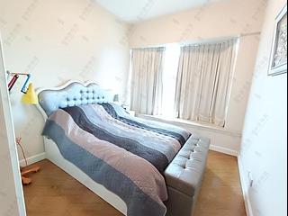 Mid Levels Central - Regence Royale Tower 2 08