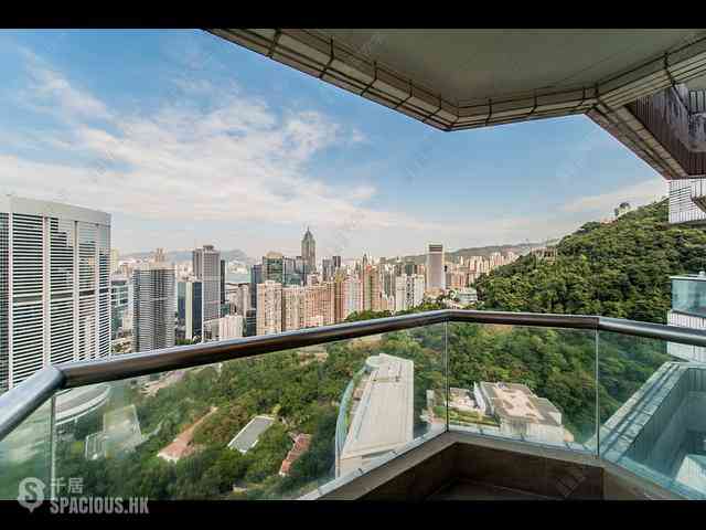 Mid Levels East - Bowen Place 02