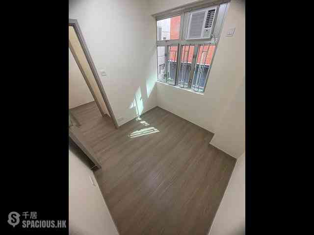 Sheung Wan - Kam Fai House 02