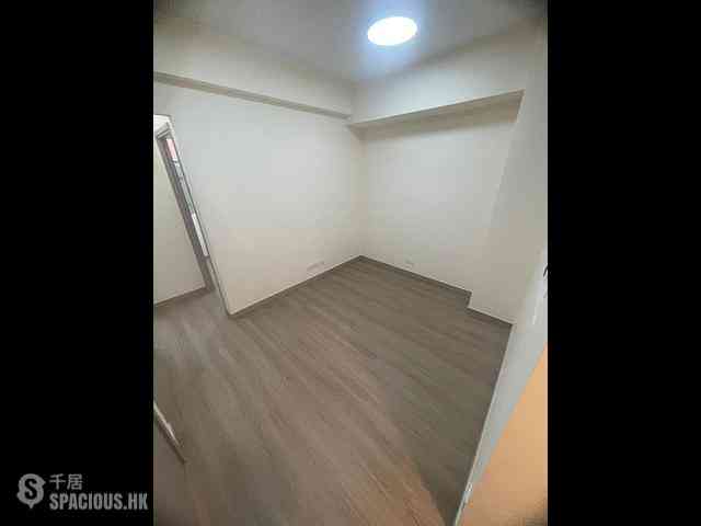 Sheung Wan - Kam Fai House 05