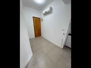 Mong Kok - Lee Fat Building 02
