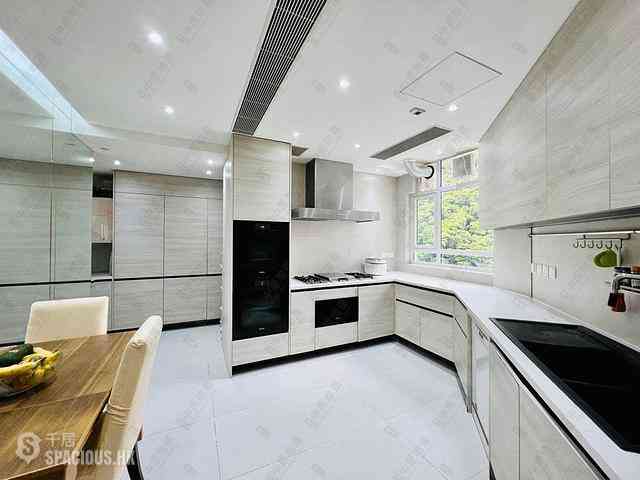 Mid Levels Central - Tregunter Block 2 28