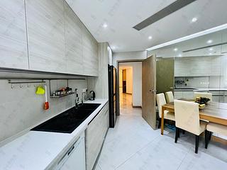 Mid Levels Central - Tregunter Block 2 29