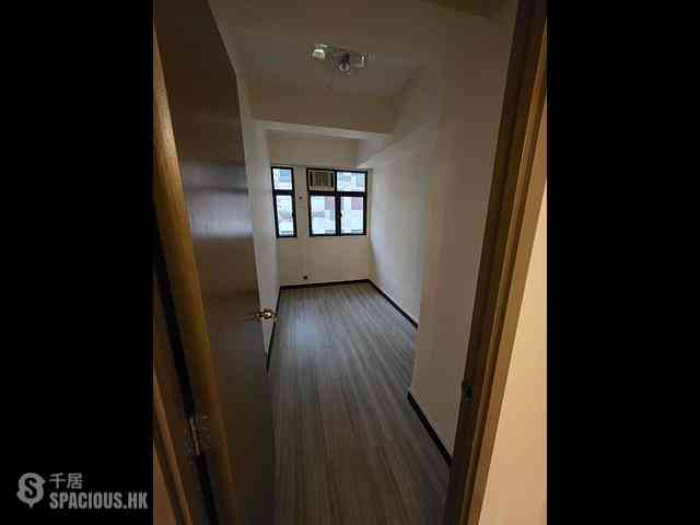Causeway Bay - Tak Fai Building 04