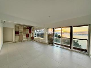 Repulse Bay - Ruby Court Tower 1 02