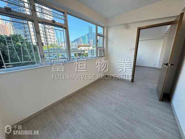 Wan Chai - Wing Cheung Mansion 04