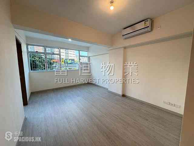 Wan Chai - Wing Cheung Mansion 01