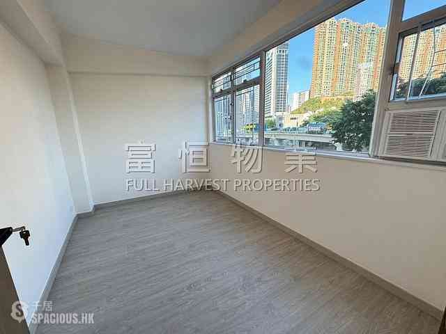 Wan Chai - Wing Cheung Mansion 05