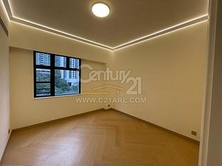 Mid Levels Central - Po Garden 04