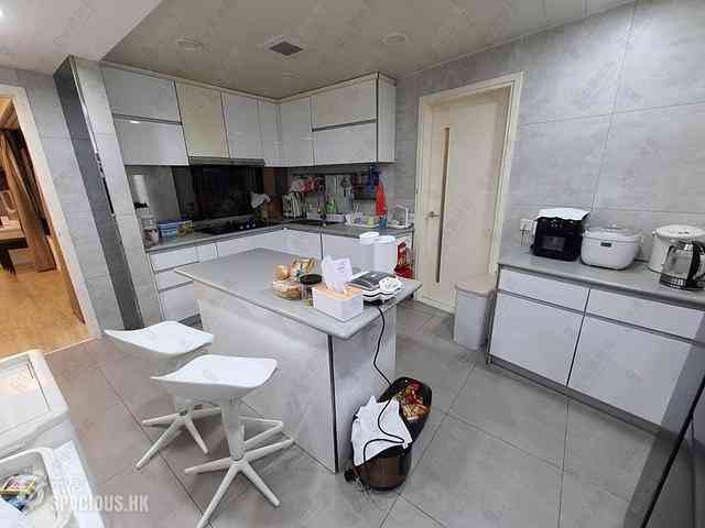 Mid Levels Central - Macdonnell House 12