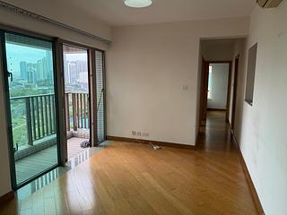 Tai Kok Tsui - Harbour Green Tower 3 02