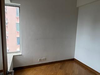 Tai Kok Tsui - Harbour Green Tower 3 09