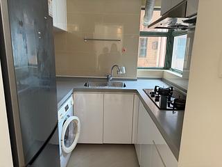 Tai Kok Tsui - Park Avenue Phase 1 Block 10 04