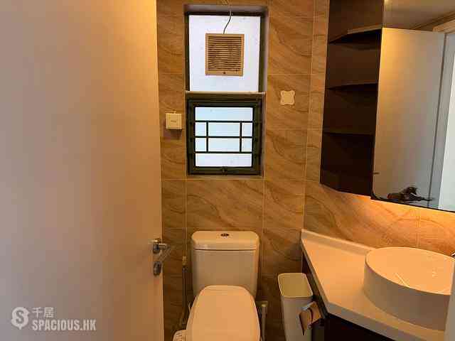 Tai Kok Tsui - Park Avenue Phase 1 Block 10 07