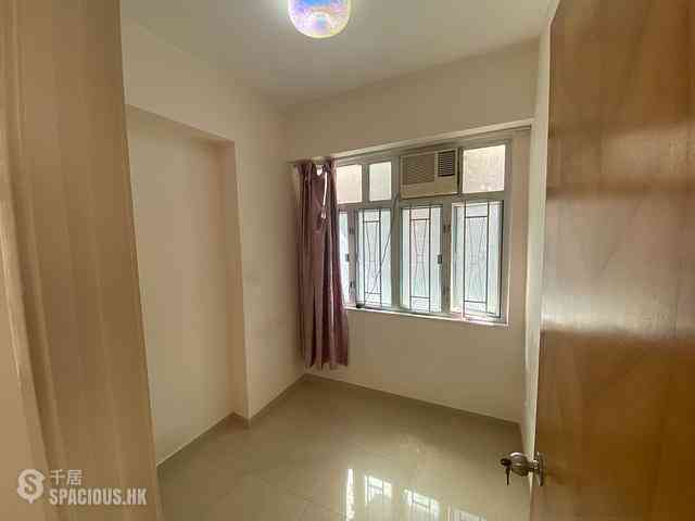 Shek Tong Tsui - Belcher Court Block A 03