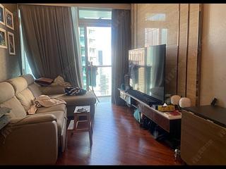 Wan Chai - The Avenue Phase 2 07