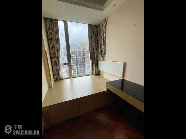 Tai Kok Tsui - The Hermitage Block 2 07