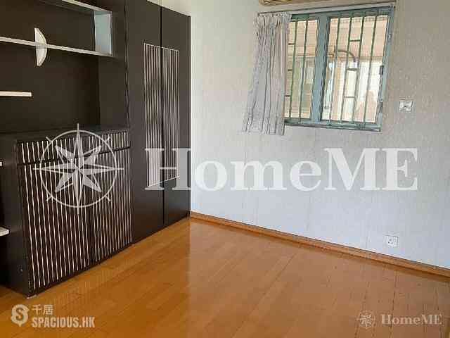 Tung Chung - Seaview Crescent 02