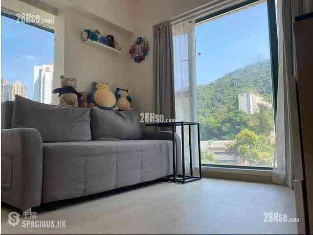 Kennedy Town - University Heights Block 2 02