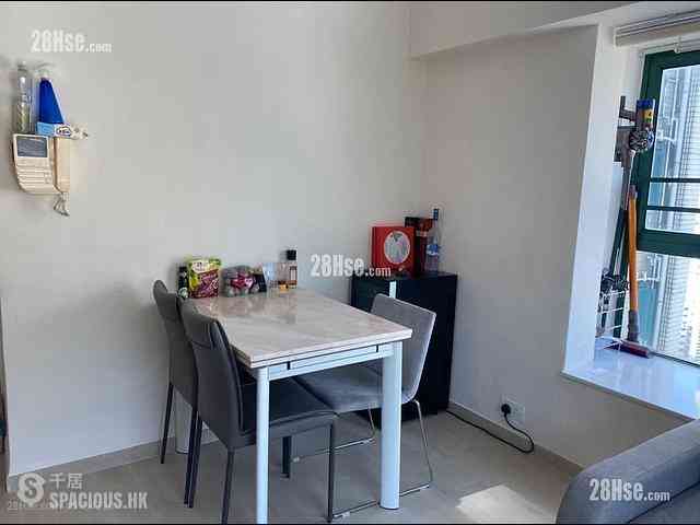 Kennedy Town - University Heights Block 2 06