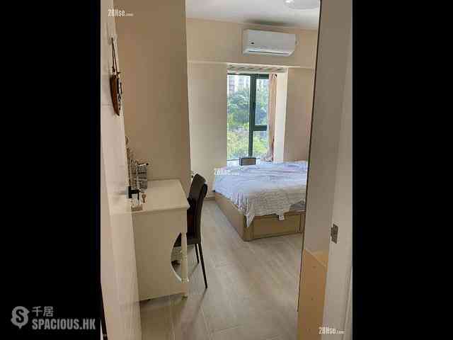 Kennedy Town - University Heights Block 2 09