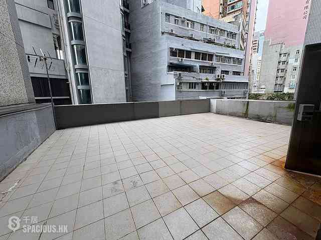 Sheung Wan - 243, Wing Lok Street 02