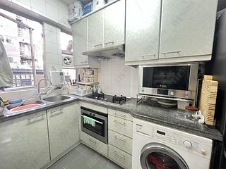Sai Ying Pun - Hing Hon Building 03