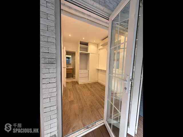 Causeway Bay - Yee Wah Mansion 03