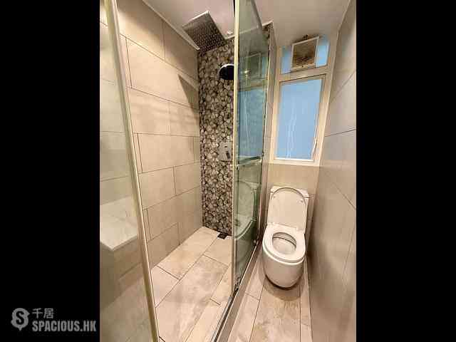 Causeway Bay - Yee Wah Mansion 12