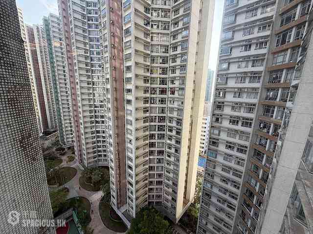 Ap Lei Chau - South Horizons Phase 4 The Oasis Wai King Court (Block 30) 06