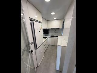 Ap Lei Chau - South Horizons Phase 4 The Oasis Wai King Court (Block 30) 07