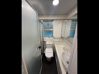 Ap Lei Chau - South Horizons Phase 4 The Oasis Wai King Court (Block 30) 08