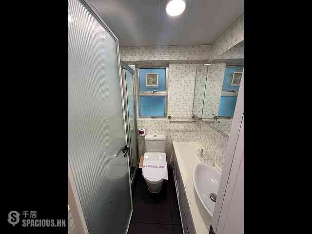 Ap Lei Chau - South Horizons Phase 4 The Oasis Wai King Court (Block 30) 08
