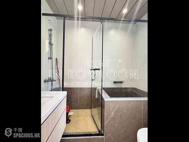 Mong Kok - On May Mansion 03
