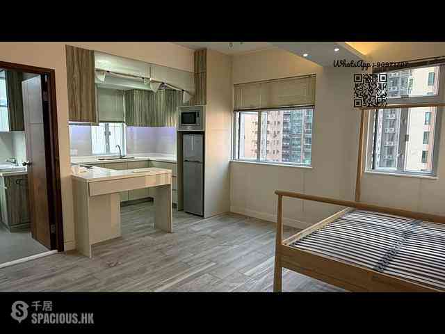 Kennedy Town - Ka Ming Building 11
