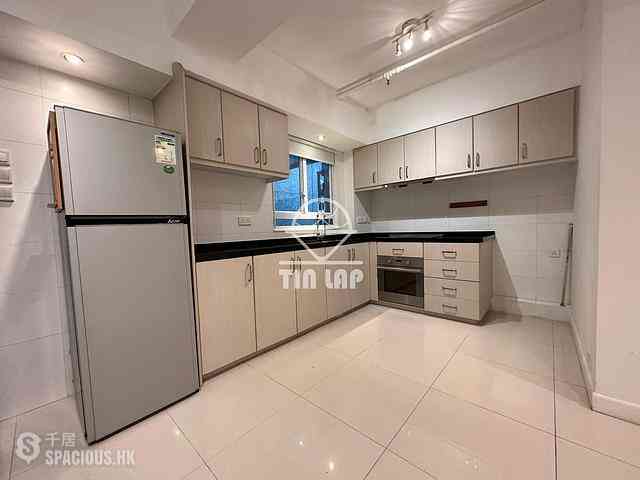 Sheung Wan - 15-17, Mercer Street 02