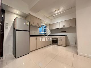 Sheung Wan - 15-17, Mercer Street 11