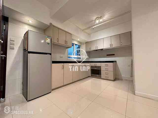 Sheung Wan - 15-17, Mercer Street 11