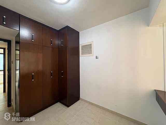 Sai Ying Pun - Kam Ning Mansion 19