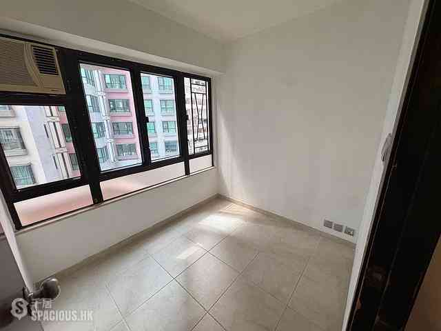 Sai Ying Pun - Kam Ning Mansion 24