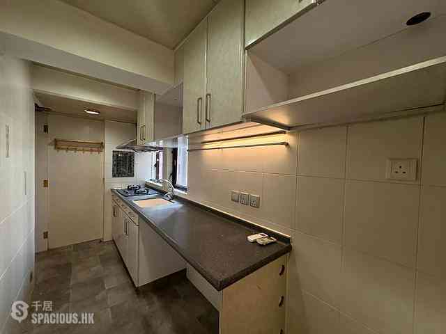 Sai Ying Pun - Kam Ning Mansion 28