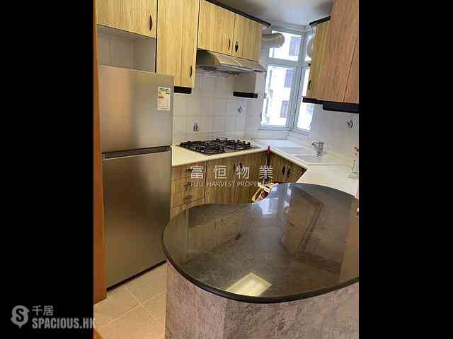 Mid Levels Central - Jing Tai Garden Mansion 03
