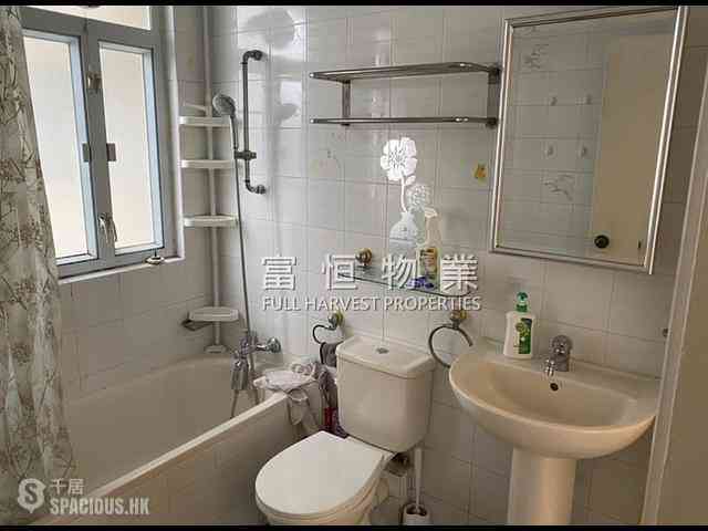 Mid Levels Central - Jing Tai Garden Mansion 08